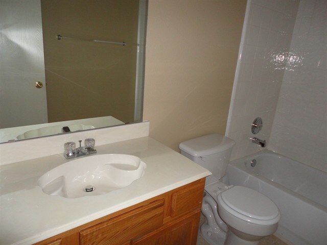 Building Photo - 7118 Compass Point Dr