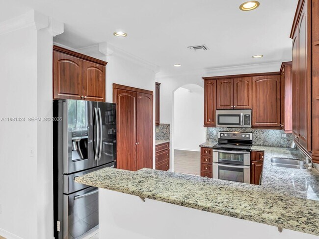 Building Photo - 1663 E Harmony Lake Cir