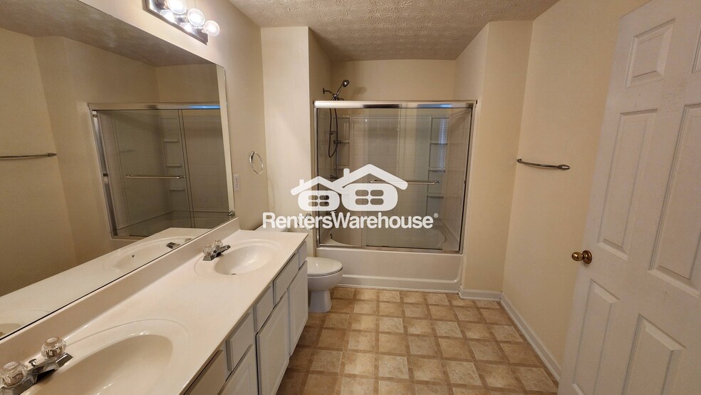 Building Photo - 3683 Lantern Walk Ln