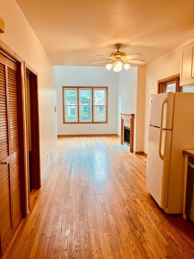 Building Photo - Kennelly Properties - 1336