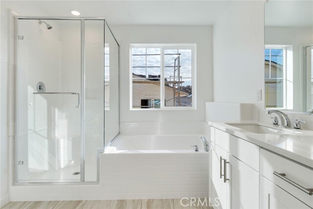 Building Photo - 10865 Pala Bells St