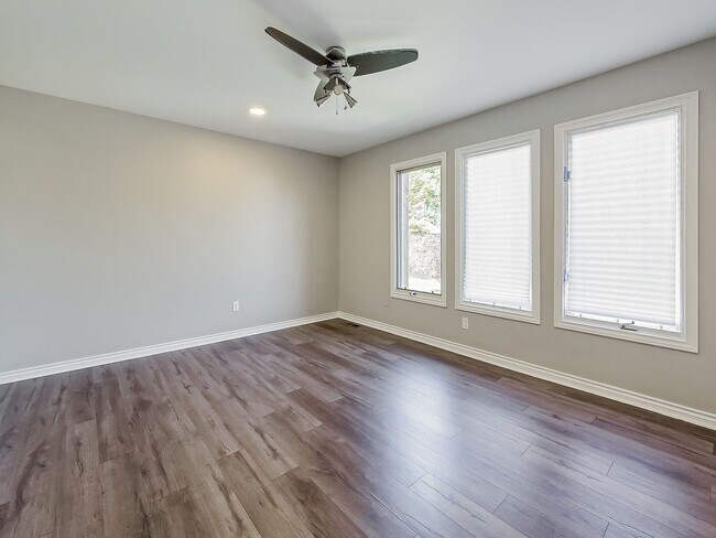 Building Photo - Fully Upgraded 3-Bed Farmington Hills Home!