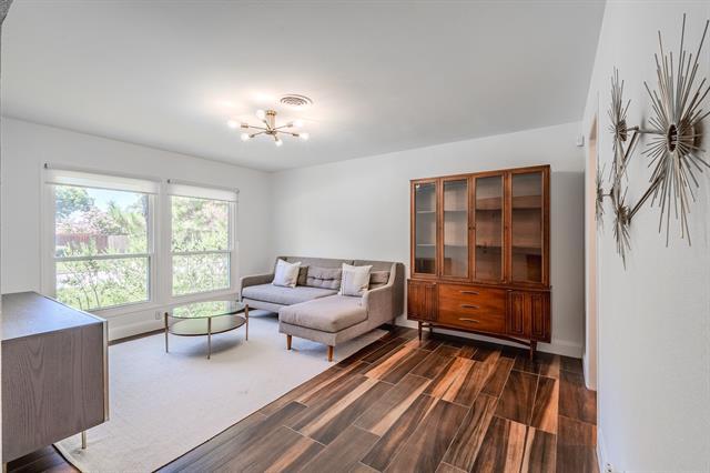 Building Photo - 3347 Latham Dr
