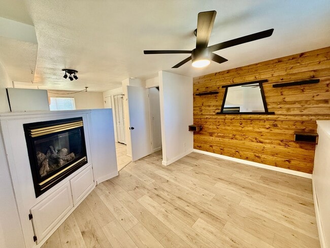 Building Photo - Pet-friendly 4-BR Home in Cedar City with Large Yard