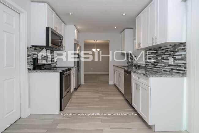 Building Photo - HOME FOR RENT!! ONE MONTH FREE!!