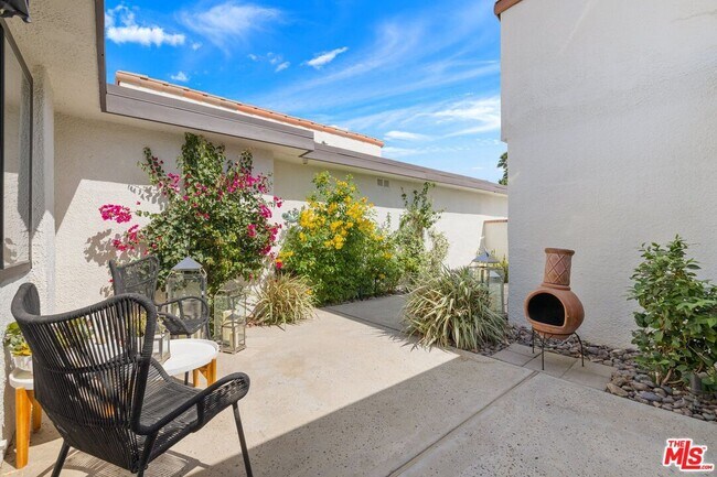 Building Photo - 43 Cll Encinitas