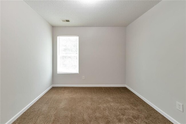 Building Photo - 2306 Bigwood Trail