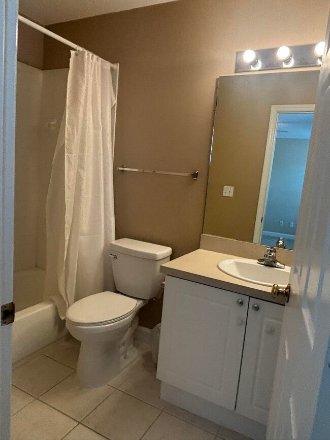 Building Photo - 4020 Colleton Ct