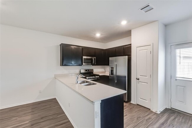 Building Photo - 415 Geode Glen