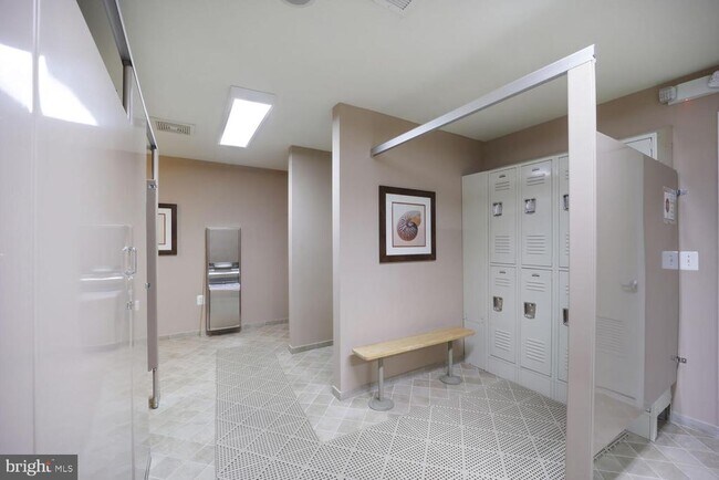 Building Photo - 903 Noah Winfield Terrace