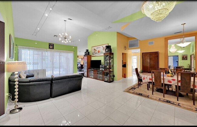 Building Photo - 5200 NW 67th Ave