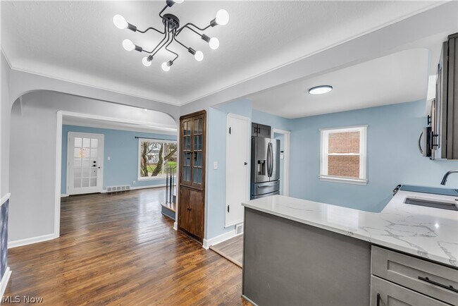 Building Photo - 4186 Lambert Rd