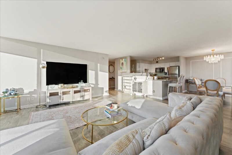 Building Photo - 810 Matson Pl