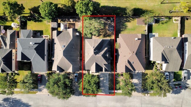 Building Photo - 13111 Porter Meadow Ln