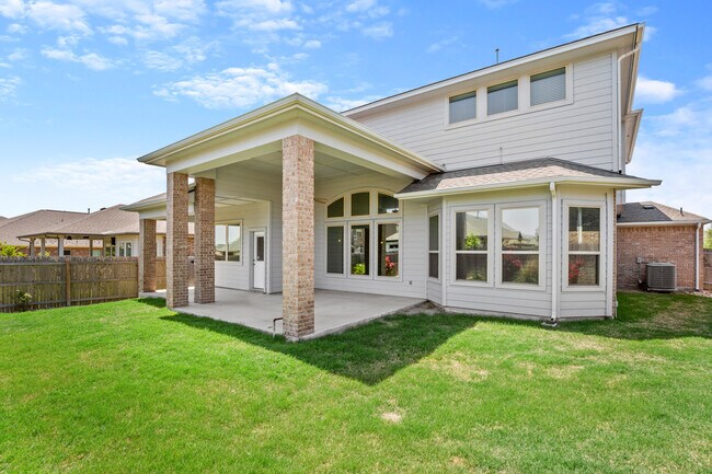 Building Photo - 20317 Martin Ln