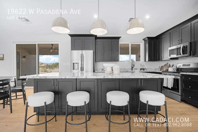 Building Photo - 19622 W Pasadena Ave