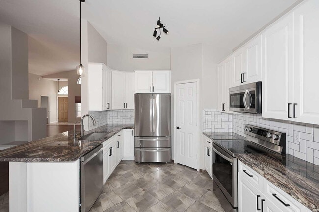 Building Photo - 6214 E Virginia St