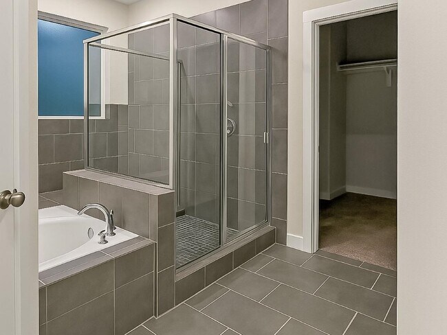 Building Photo - 1603 Ocaso Dr