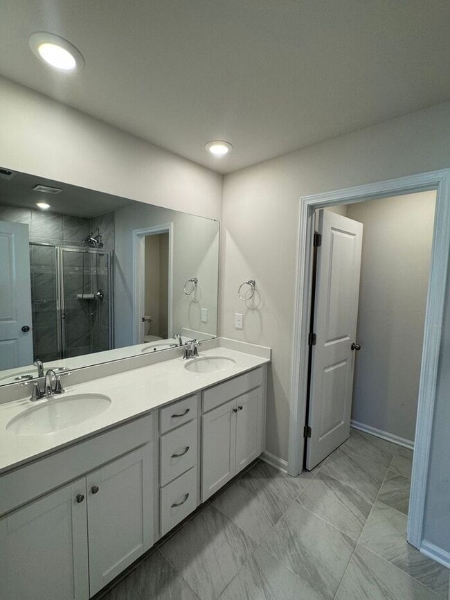 Building Photo - Charming Home in Travelers Rest!