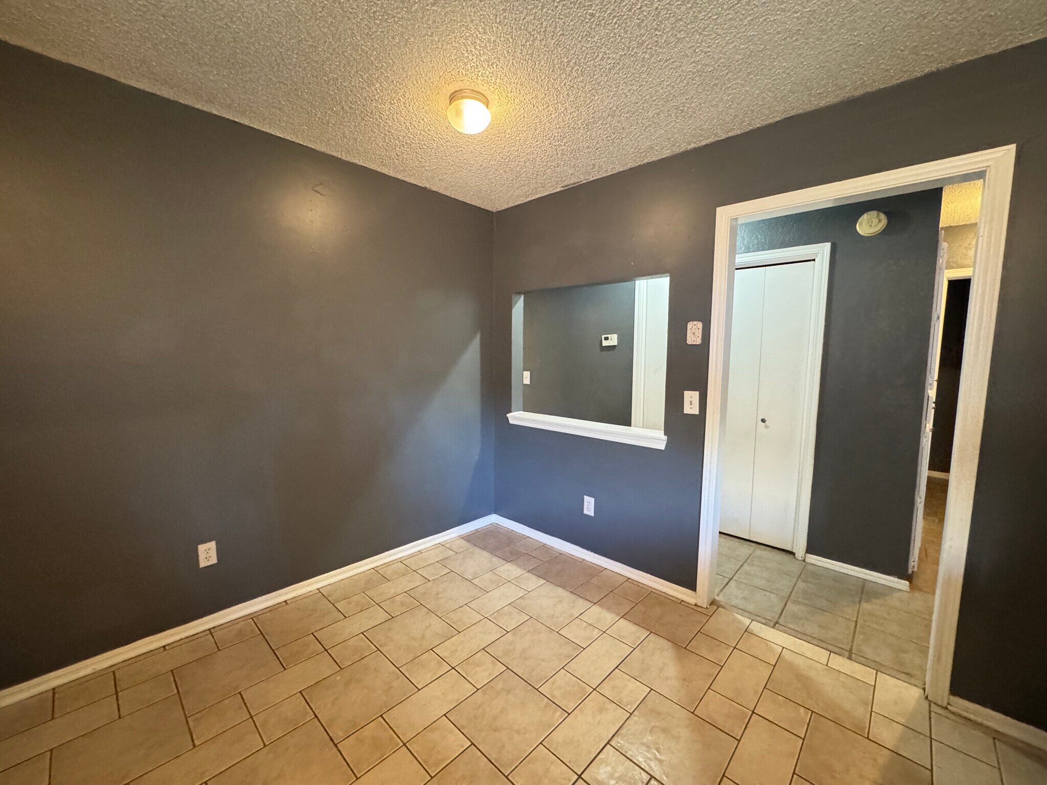 Building Photo - 7740 Doris Dr