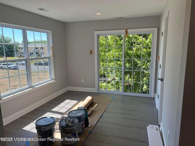 Building Photo - 506 Harding Rd