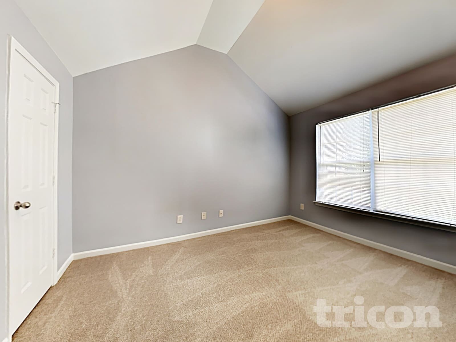 Building Photo - 4275 Spur Look Crossing