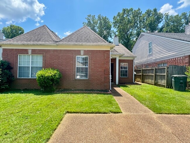 Building Photo - 1217 Brady Hollow Ln