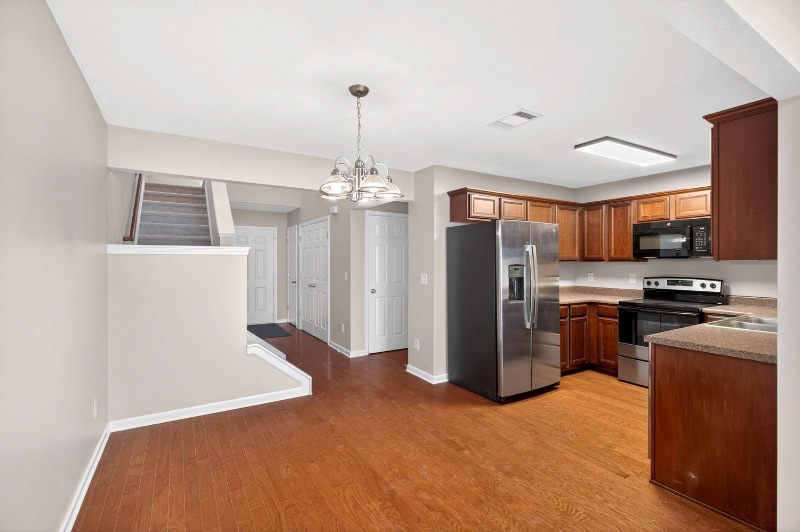 Building Photo - 1036 Harold Lee Dr