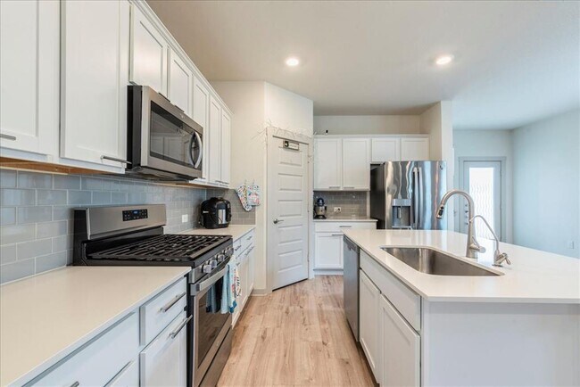 Building Photo - 125 Cupreata Ln