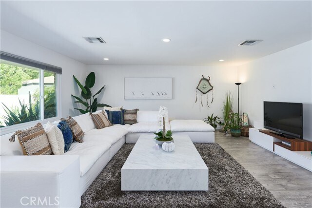 Building Photo - 6550 Smoke Tree Ave