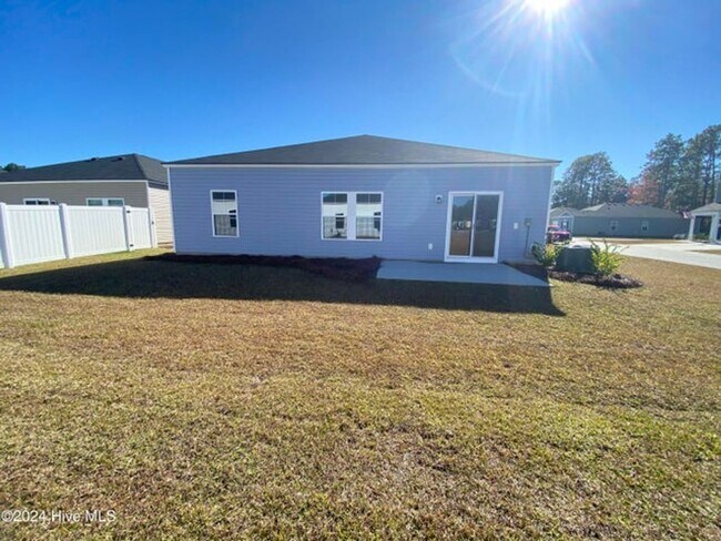 Building Photo - 4 Bedroom, 2 Bathroom Brand Almost  New Build in Sunfish Cove