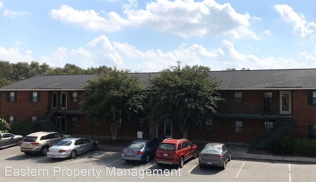 Primary Photo - 2 br, 1 bath Apartment - 100 Wyndham Circle