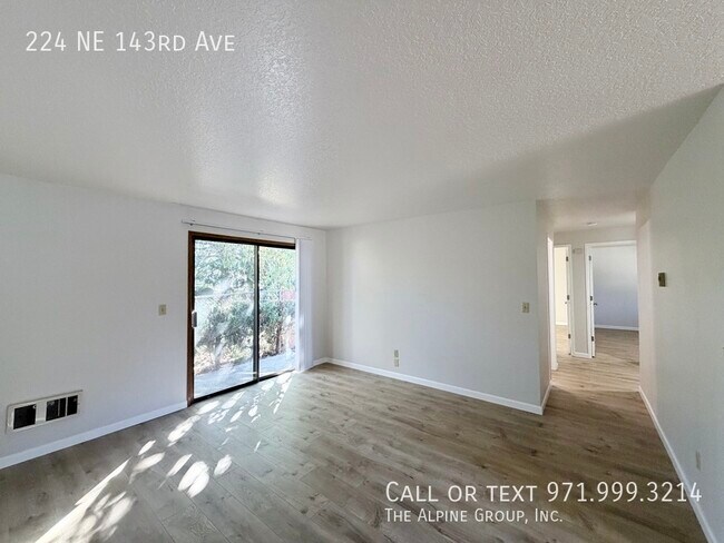 Building Photo - 224 NE 143rd Ave