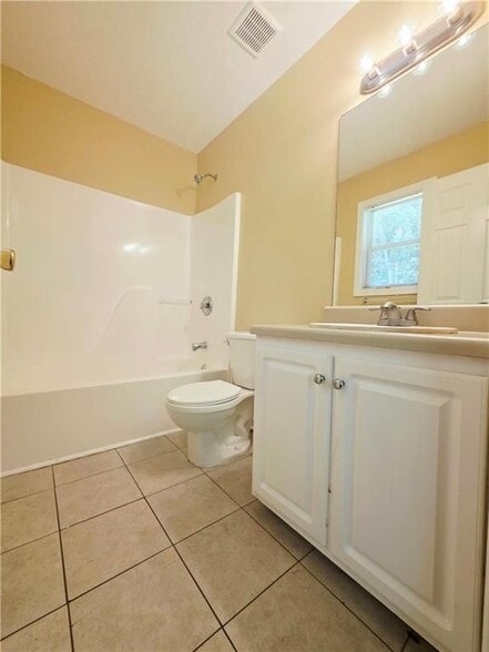 Building Photo - 186 S Red Oak Way