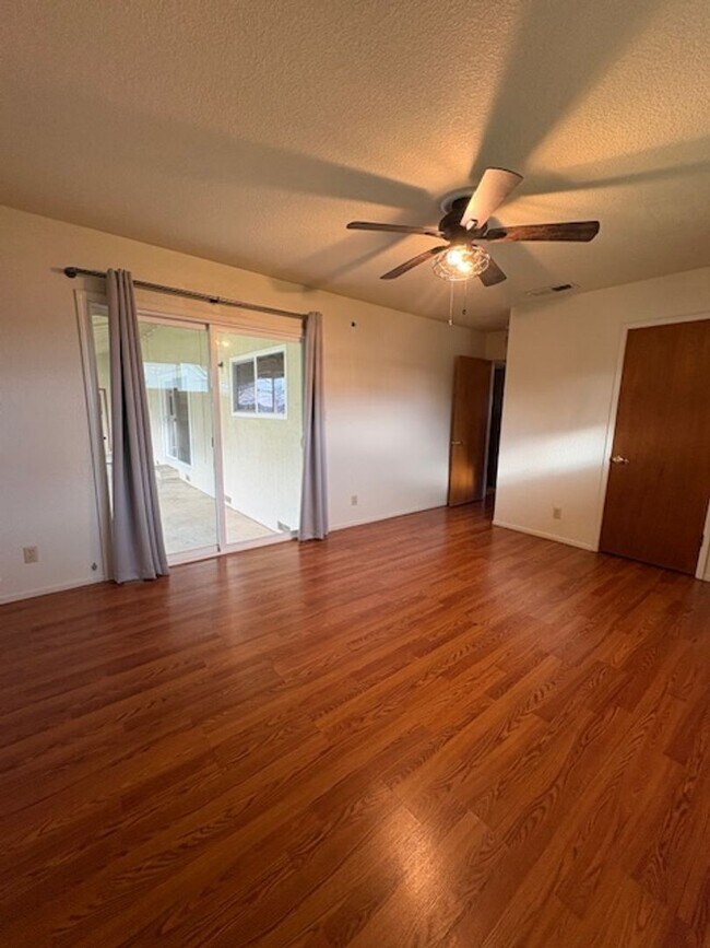 Building Photo - 4BD/2BA Home in Lincoln