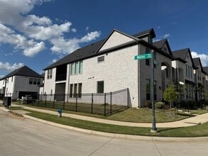 Building Photo - 7328 Endeavor Ln