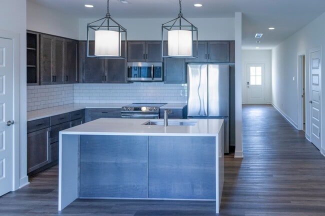 Building Photo - Coming Soon! Gorgeous New 3 Bedroom in Spring Hill!!