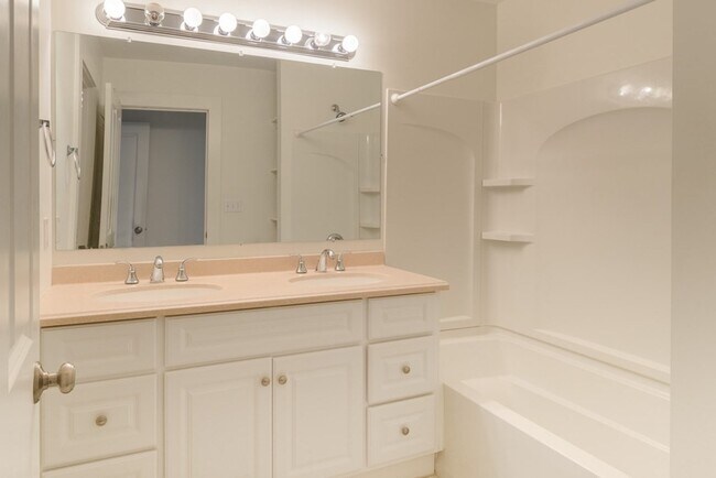 Building Photo - 3 Westerly St