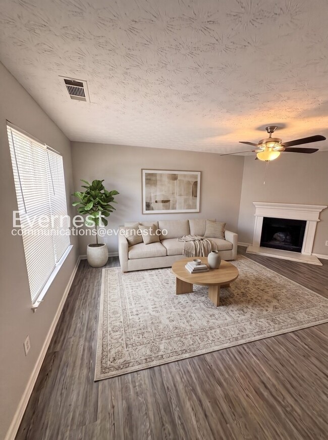 Building Photo - Charming 4-Bedroom Home with Modern Comforts / Pet-Friendly / Vouchers Accepted / Available Now!