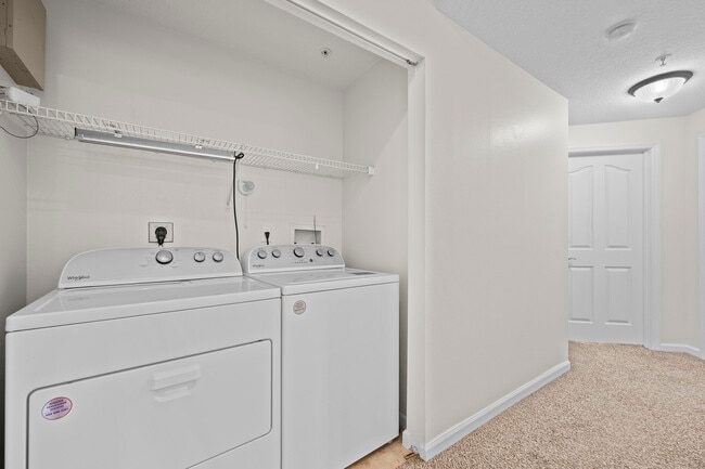 Building Photo - 245 Murcia Dr