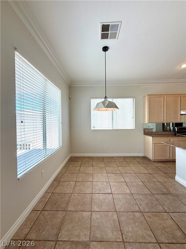 Building Photo - 322 Turtle Peak Ave