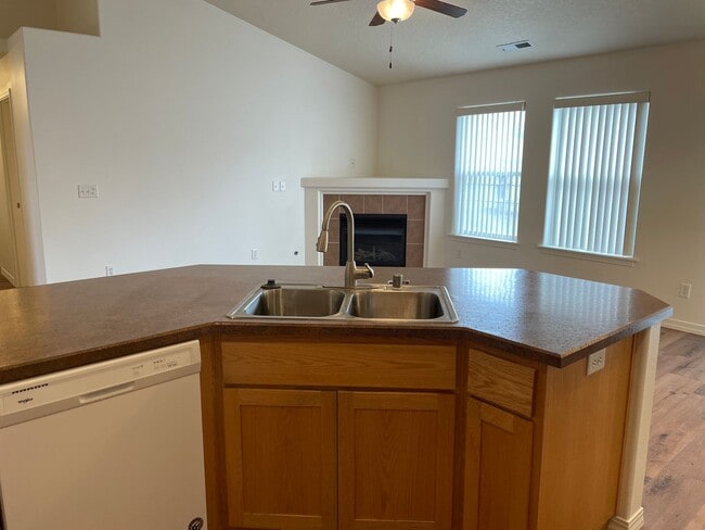 Building Photo - House for Rent in Ephrata!!
