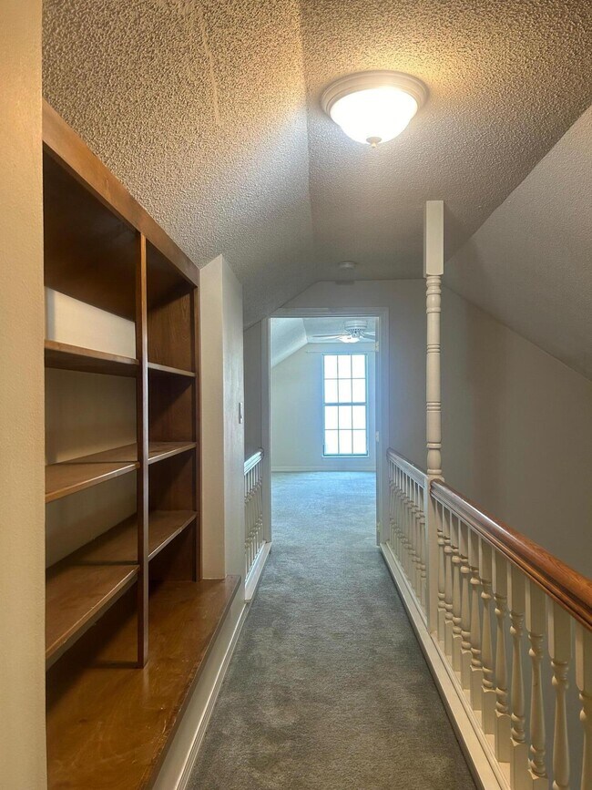 Building Photo - 310 Shoal River Dr