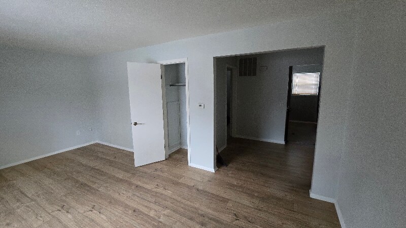 Building Photo - 1939 Perth St