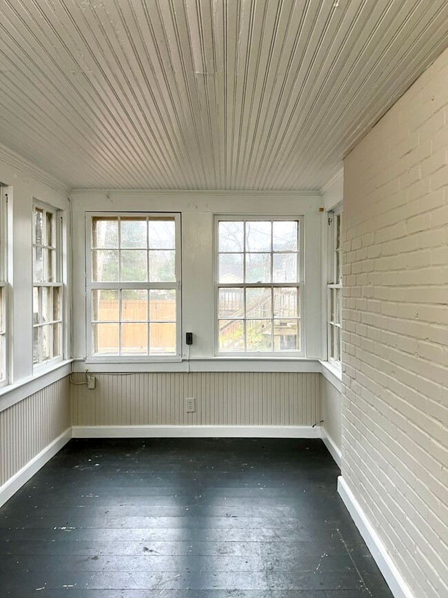 Building Photo - Stately Brick Home on Main Street