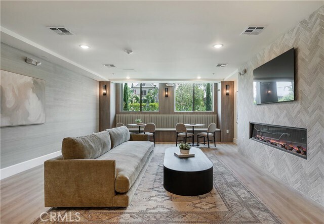 Building Photo - 1303 Orange Grove Ave