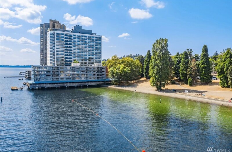 Building Photo - 1810 43rd Ave E