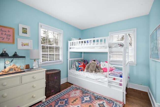 Building Photo - 24 Cartbridge Rd