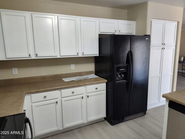 Building Photo - 65 N 224th Ln