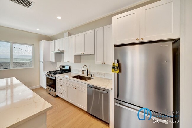 Building Photo - 2800 Winter St